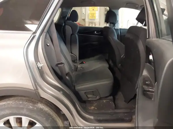 5XYPG4A3XHG254721 2017 KIA SORENTO - Image 8