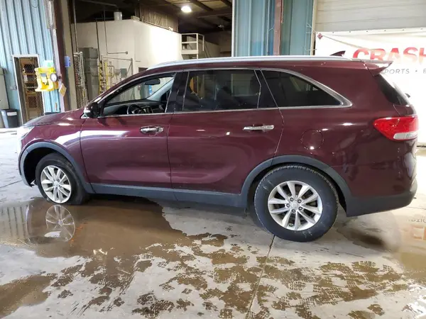 5XYPG4A3XHG257599 2017 KIA SORENTO - Image 2