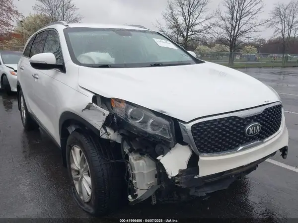 5XYPG4A3XHG259272 2017 KIA SORENTO - Image 1