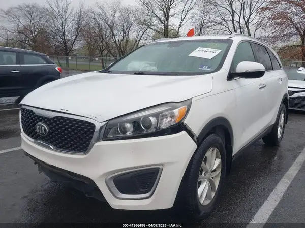 5XYPG4A3XHG259272 2017 KIA SORENTO - Image 2