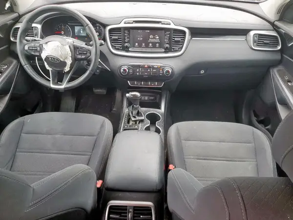 5XYPG4A3XHG265752 2017 KIA SORENTO - Image 8