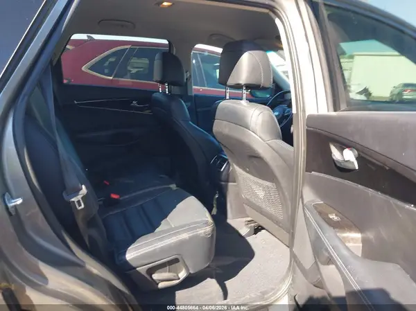 5XYPG4A3XHG272510 2017 KIA SORENTO - Image 8