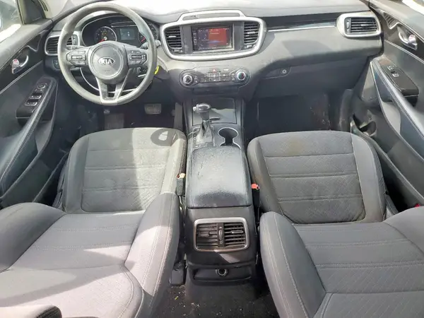 5XYPG4A3XHG277996 2017 KIA SORENTO - Image 8