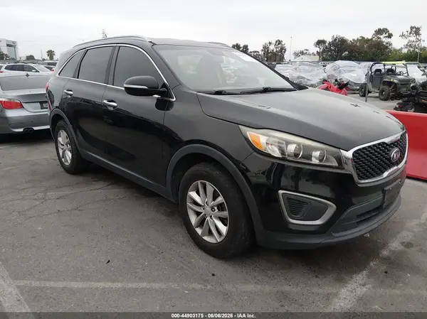 5XYPG4A3XHG290005 2017 KIA SORENTO - Image 1