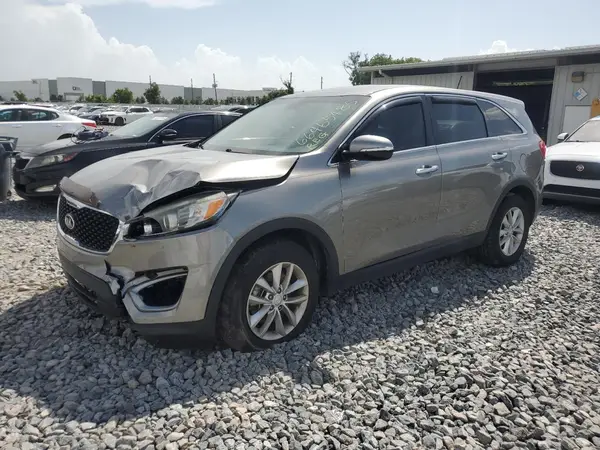 5XYPG4A3XHG292692 2017 KIA SORENTO - Image 1