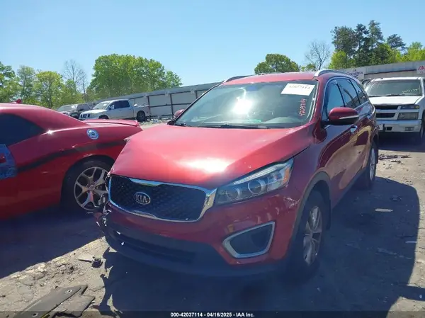 5XYPG4A3XHG295107 2017 KIA SORENTO - Image 2