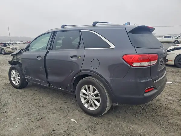 5XYPG4A3XHG295933 2017 KIA SORENTO - Image 2