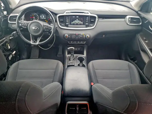 5XYPG4A3XHG295933 2017 KIA SORENTO - Image 8