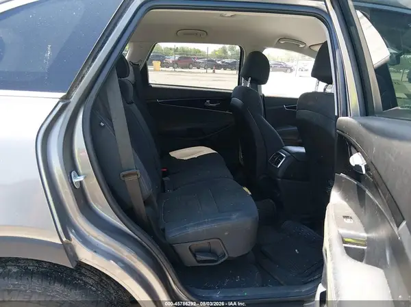 5XYPG4A3XHG296208 2017 KIA SORENTO - Image 8