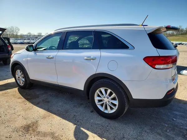 5XYPG4A3XHG299092 2017 KIA SORENTO - Image 2