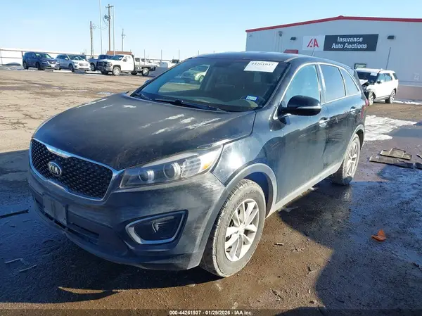 5XYPG4A3XHG301746 2017 KIA SORENTO - Image 2