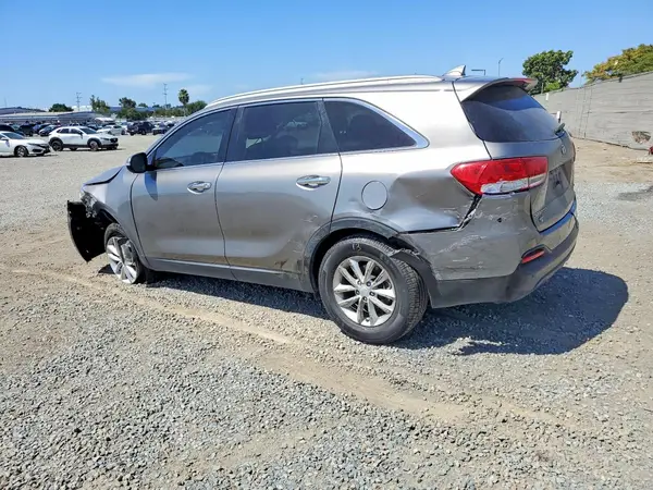 5XYPG4A3XHG301875 2017 KIA SORENTO - Image 2
