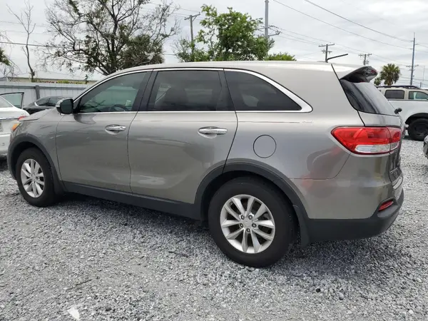 5XYPG4A3XHG316974 2017 KIA SORENTO - Image 2