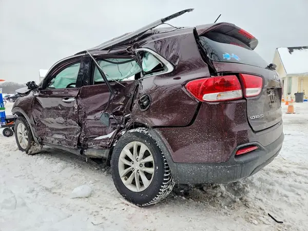5XYPG4A3XHG332365 2017 KIA SORENTO - Image 2