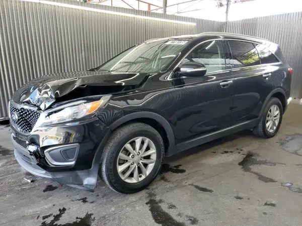 5XYPG4A3XJG338625 2018 KIA SORENTO - Image 1