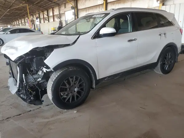 5XYPG4A3XJG339659 2018 KIA SORENTO - Image 1