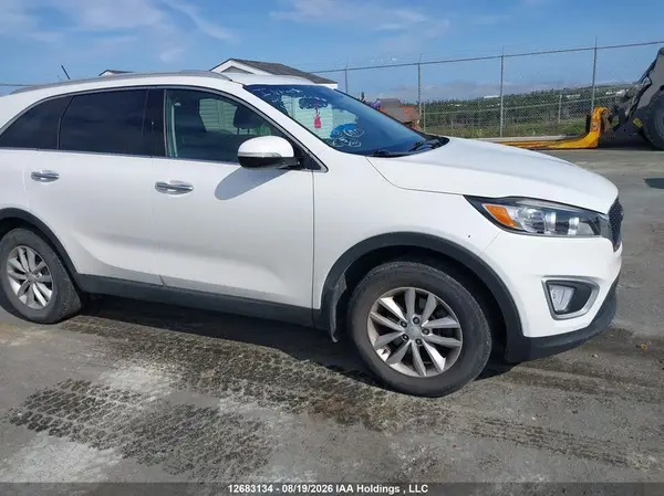 5XYPG4A3XJG354517 2018 KIA SORENTO - Image 1
