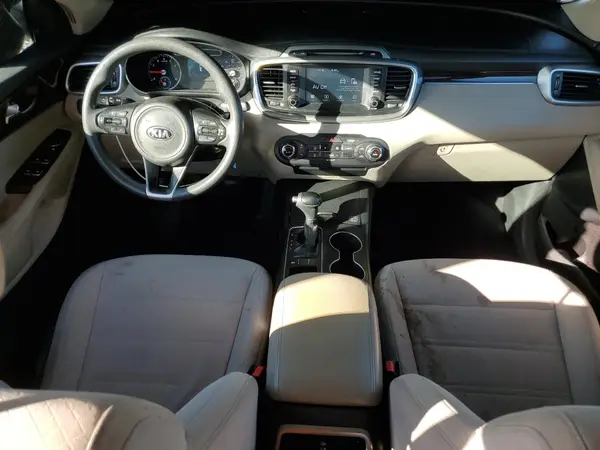 5XYPG4A3XJG372130 2018 KIA SORENTO - Image 8