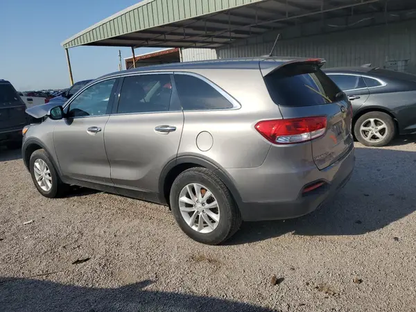 5XYPG4A3XJG384813 2018 KIA SORENTO - Image 2