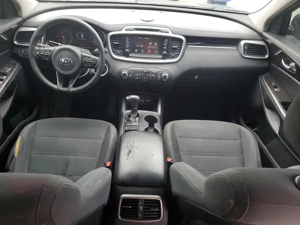 5XYPG4A3XJG388036 2018 KIA SORENTO - Image 8