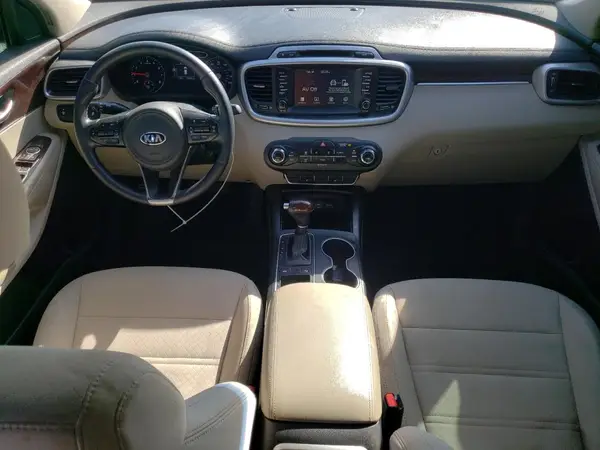 5XYPG4A3XJG399361 2018 KIA SORENTO - Image 8