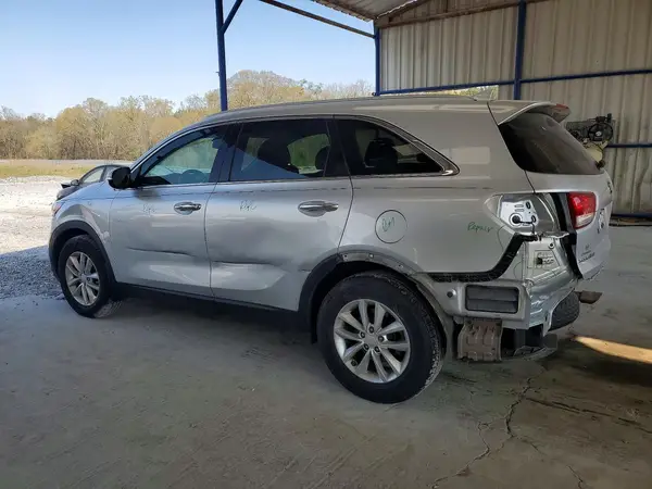 5XYPG4A3XJG400878 2018 KIA SORENTO - Image 2