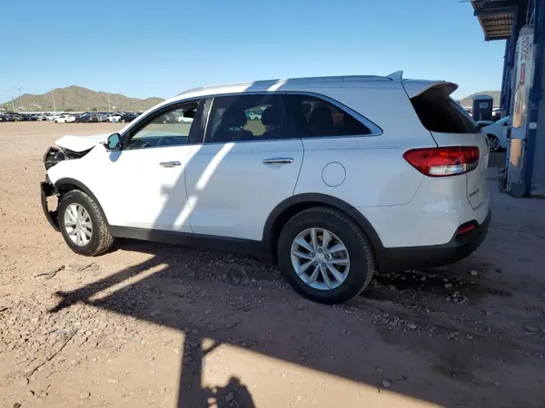 5XYPG4A3XJG413047 2018 KIA SORENTO - Image 2