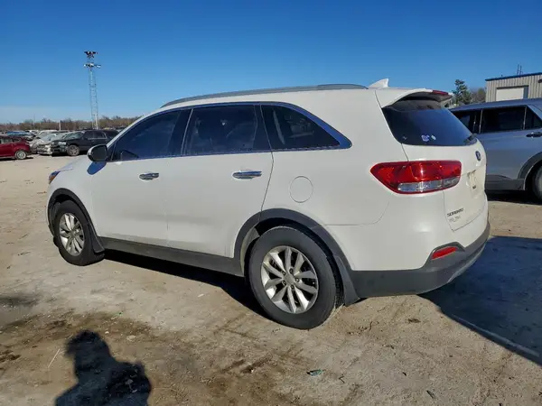 5XYPG4A3XJG429104 2018 KIA SORENTO - Image 2