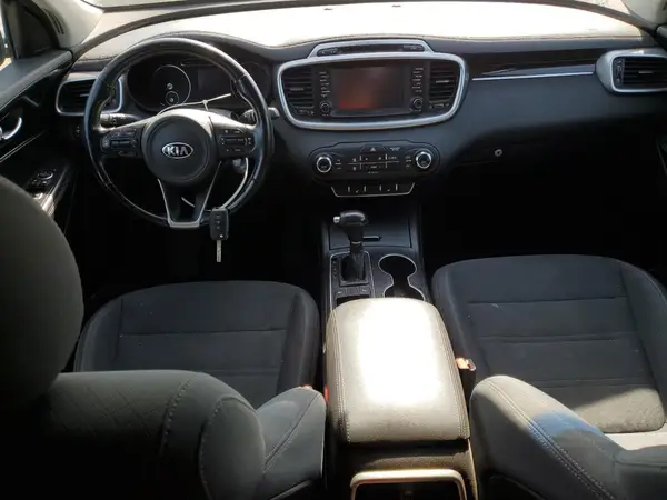 5XYPG4A3XJG431774 2018 KIA SORENTO - Image 8