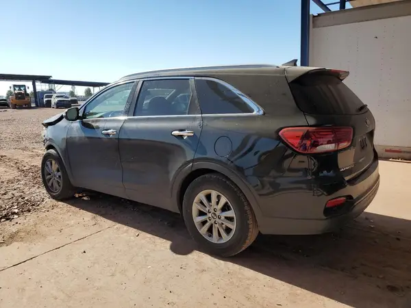 5XYPG4A3XKG438192 2019 KIA SORENTO - Image 2