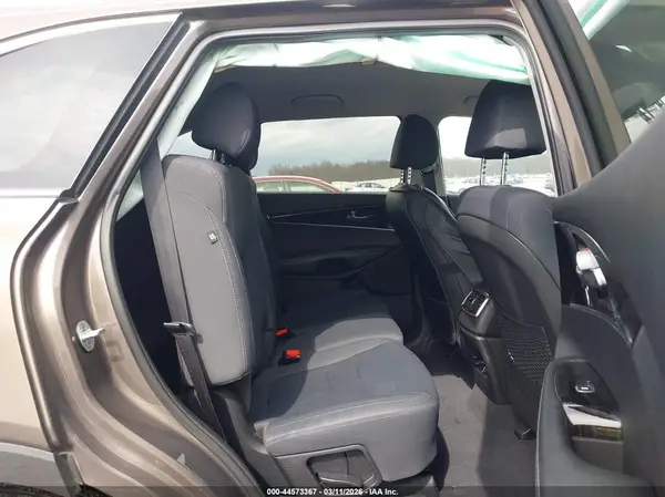 5XYPG4A3XKG440136 2019 KIA SORENTO - Image 8