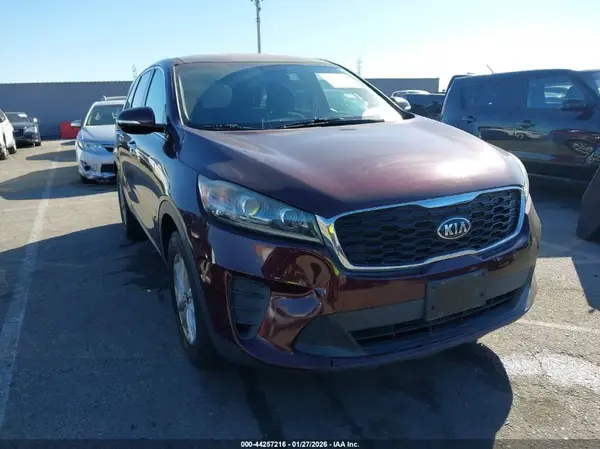 5XYPG4A3XKG452190 2019 KIA SORENTO - Image 1