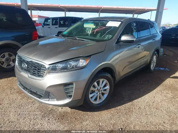 5XYPG4A3XKG466638 2019 KIA SORENTO - Image 2
