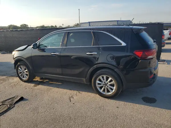 5XYPG4A3XKG493001 2019 KIA SORENTO - Image 2