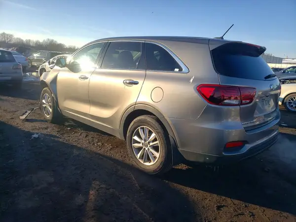 5XYPG4A3XKG498652 2019 KIA SORENTO - Image 2