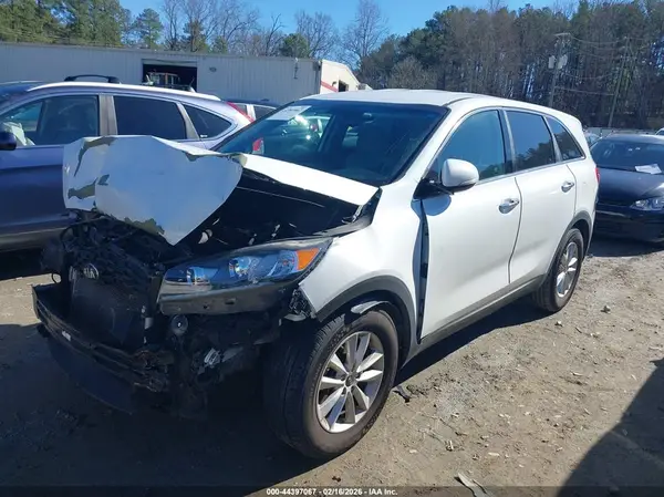 5XYPG4A3XKG502036 2019 KIA SORENTO - Image 2