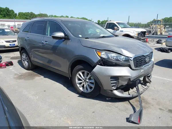 5XYPG4A3XKG504398 2019 KIA SORENTO - Image 1