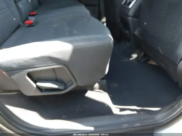 5XYPG4A3XKG504398 2019 KIA SORENTO - Image 8