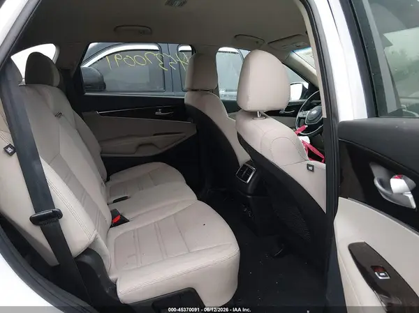 5XYPG4A3XKG507799 2019 KIA SORENTO - Image 8