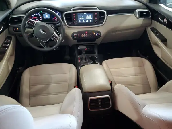 5XYPG4A3XKG507883 2019 KIA SORENTO - Image 8