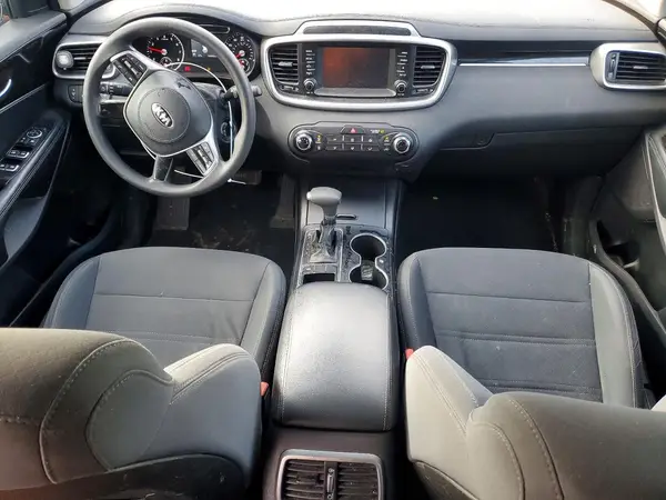 5XYPG4A3XKG511643 2019 KIA SORENTO - Image 8