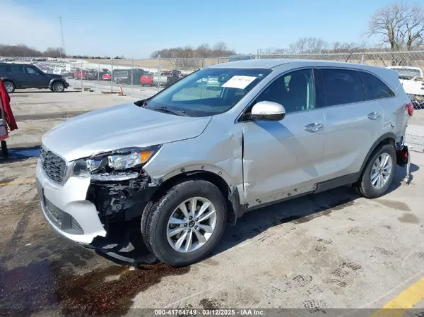 5XYPG4A3XKG511934 2019 KIA SORENTO - Image 2