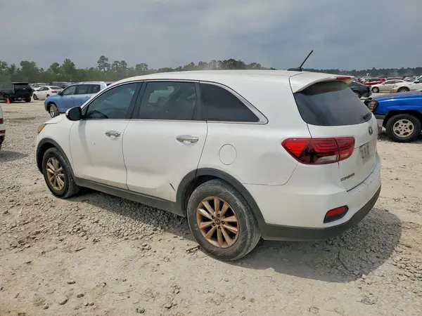 5XYPG4A3XKG512789 2019 KIA SORENTO - Image 2