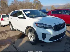 5XYPG4A3XKG513375 2019 KIA SORENTO
