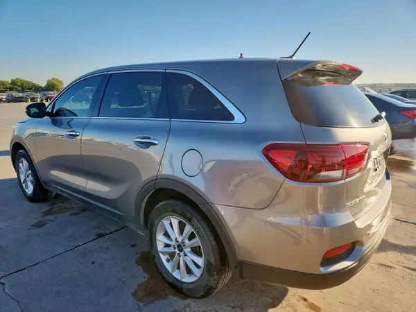 5XYPG4A3XKG516485 2019 KIA SORENTO - Image 2