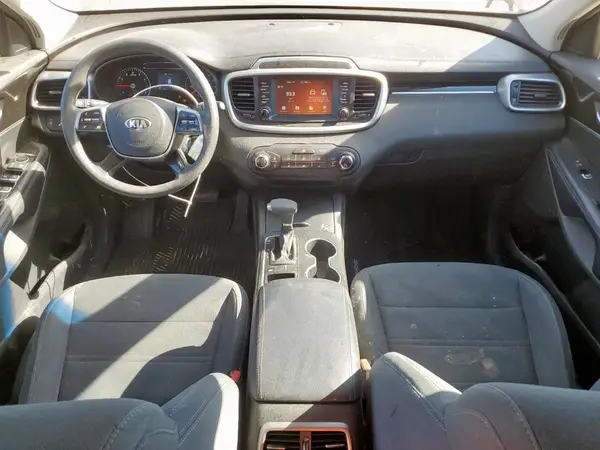 5XYPG4A3XKG522075 2019 KIA SORENTO - Image 8