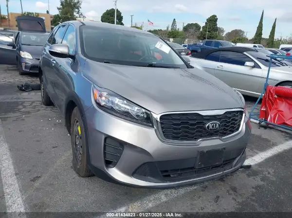 5XYPG4A3XKG530399 2019 KIA SORENTO - Image 1