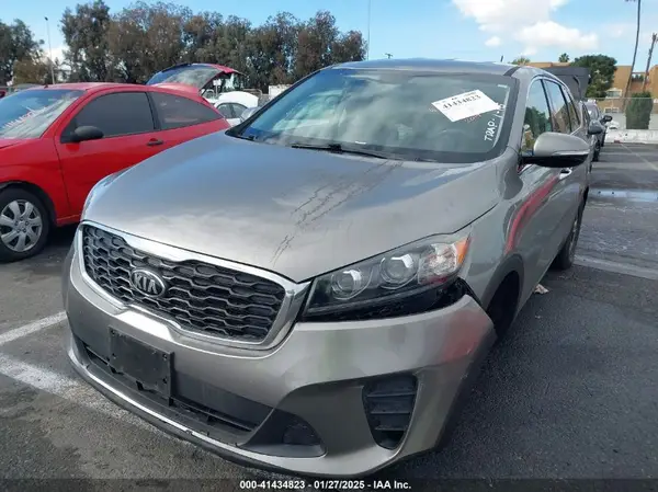 5XYPG4A3XKG530399 2019 KIA SORENTO - Image 2
