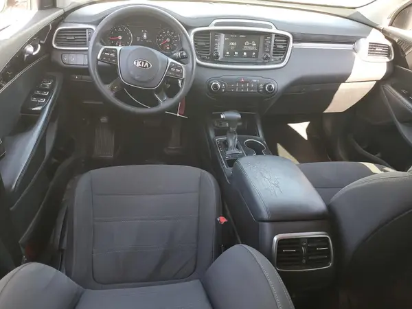 5XYPG4A3XKG531844 2019 KIA SORENTO - Image 8