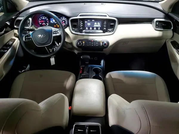 5XYPG4A3XKG536929 2019 KIA SORENTO - Image 8